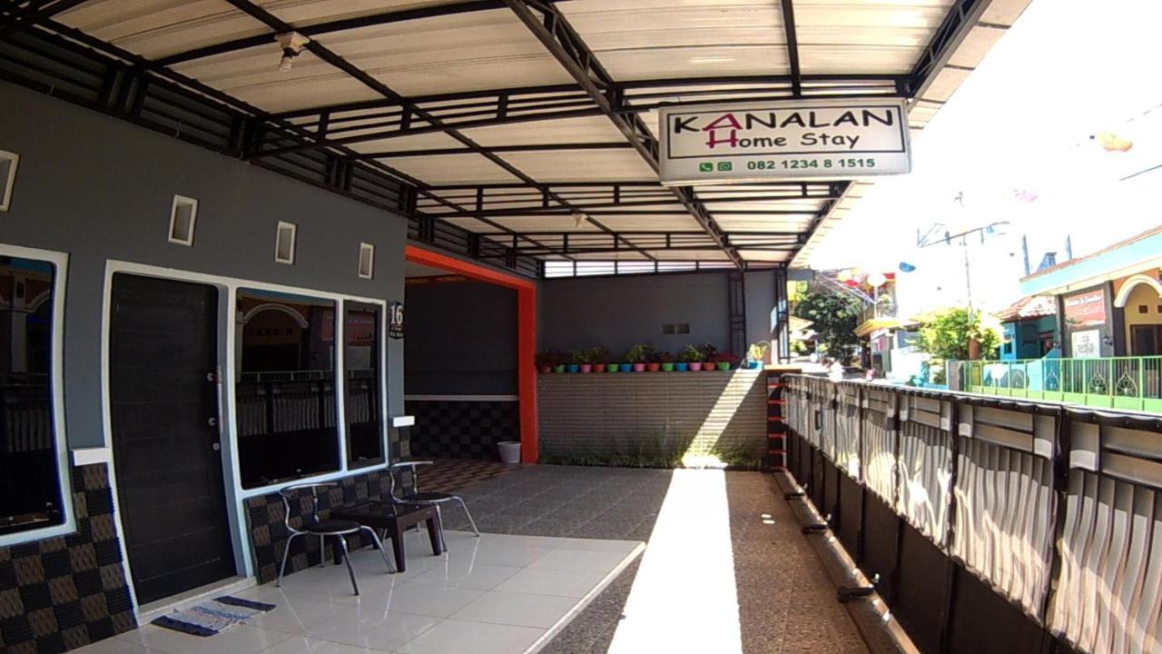 Villa Kanalan Banyuwangi